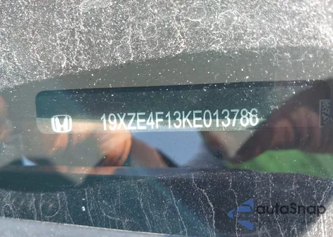 2019 Honda Insight Lx z USA, uszkodzony, nr VIN 19XZE4F13KE013786